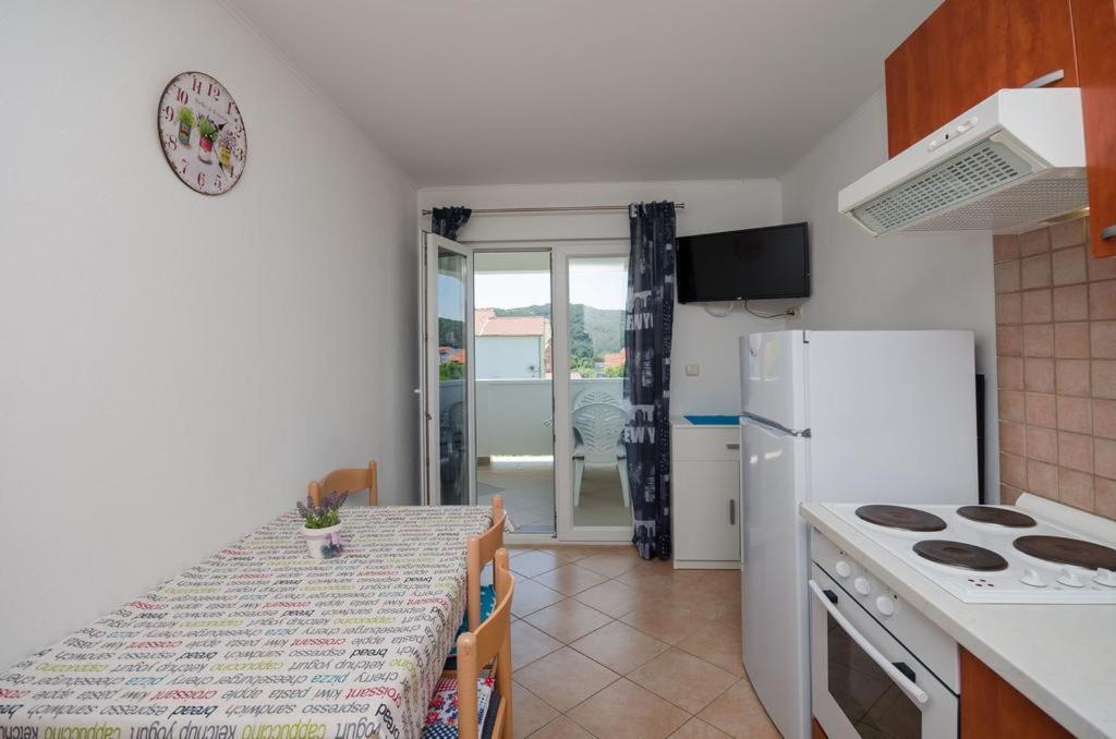Holiday S&M Lopar Dış mekan fotoğraf