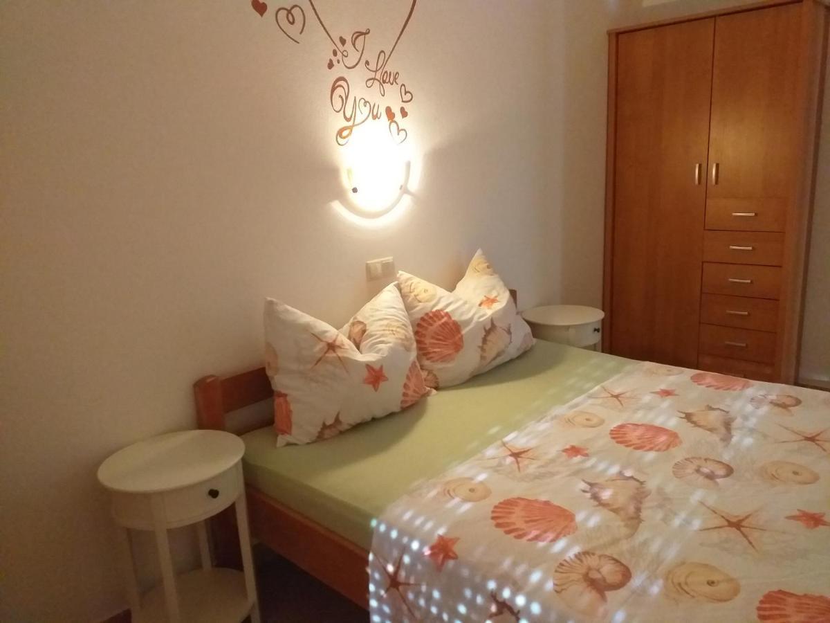 Holiday S&M Lopar Dış mekan fotoğraf