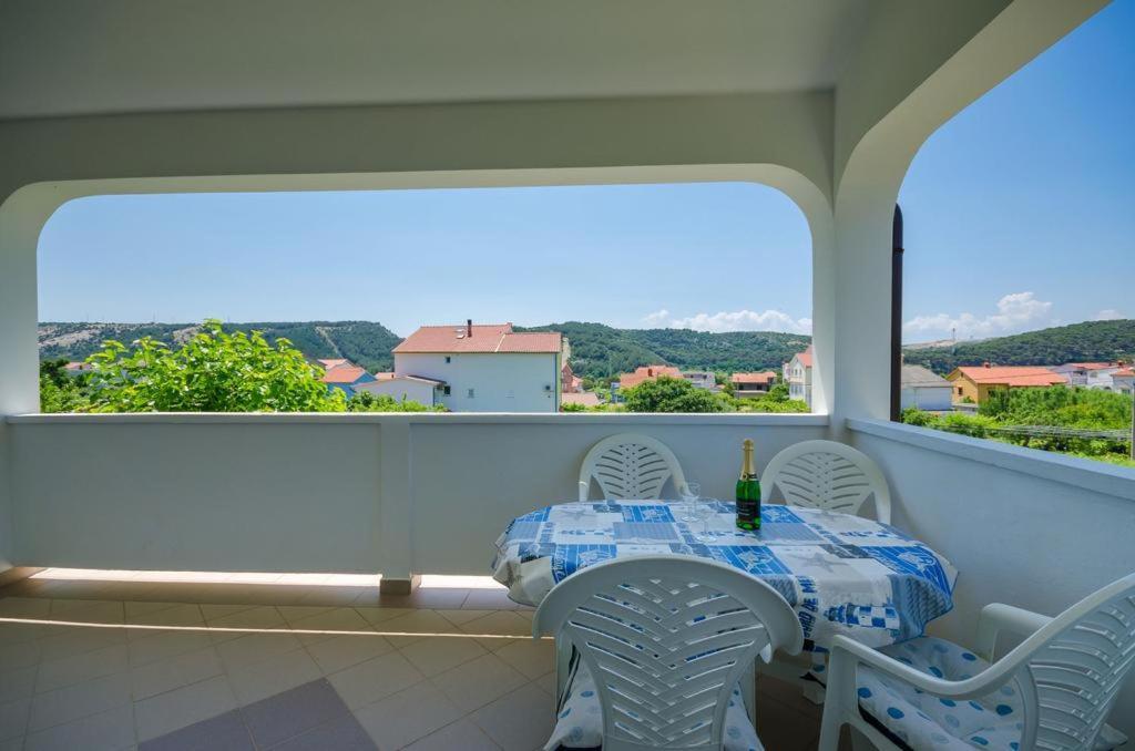 Holiday S&M Lopar Dış mekan fotoğraf