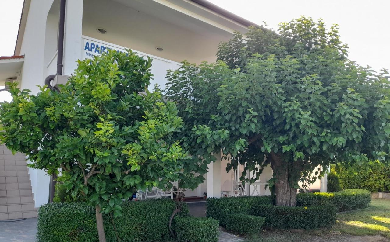 Holiday S&M Lopar Dış mekan fotoğraf
