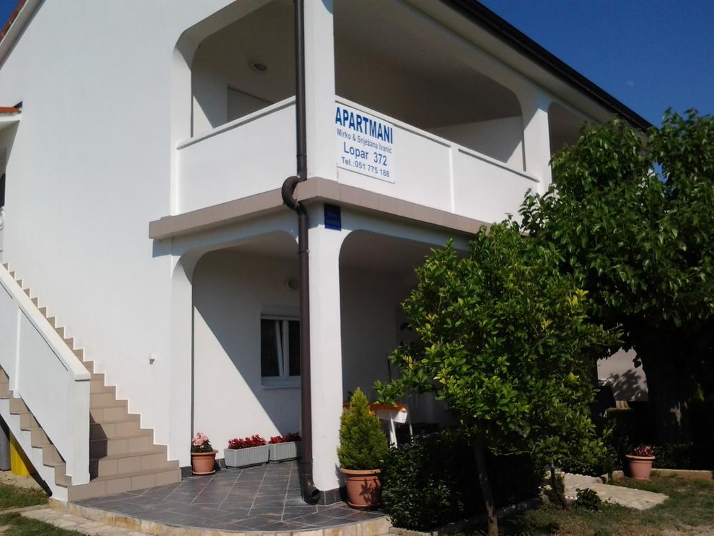 Holiday S&M Lopar Dış mekan fotoğraf