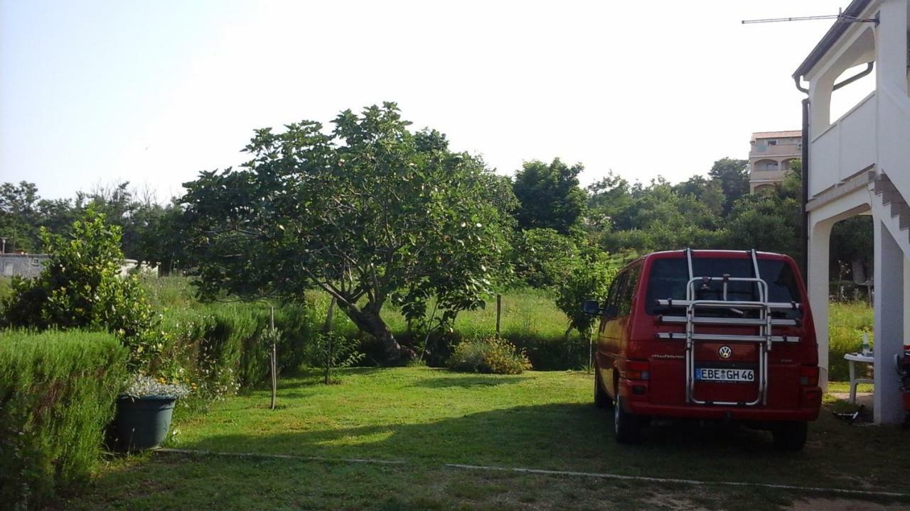 Holiday S&M Lopar Dış mekan fotoğraf